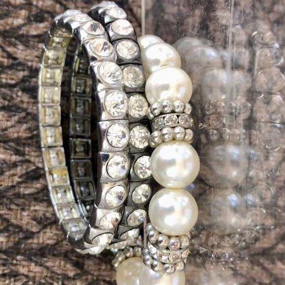 Cache 3 Bundle silver tone stretch bracelets multi size faceted crystals NWT New - Picture 3 of 9